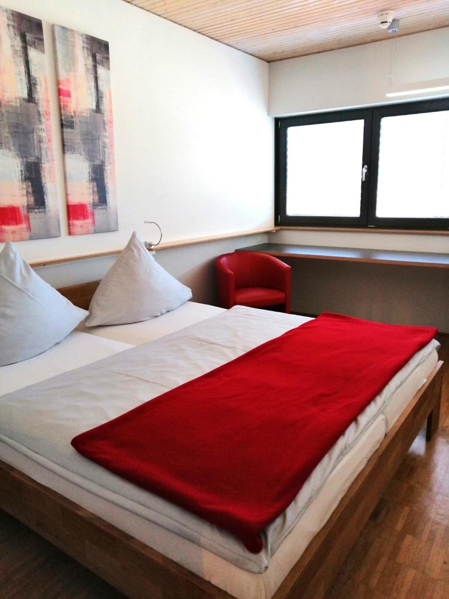 Bed & Breakfast Rotes Haus Юберлинген Екстериор снимка
